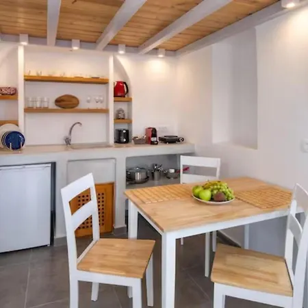 Petit Village-2
