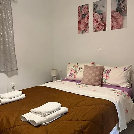 Zolfo Antico Beach Apartment Perissa-3