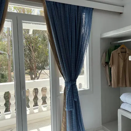 3 Bedroom House Included Car Rental-Heated Jacuzzi-2