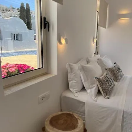 Thealos Santorini-3