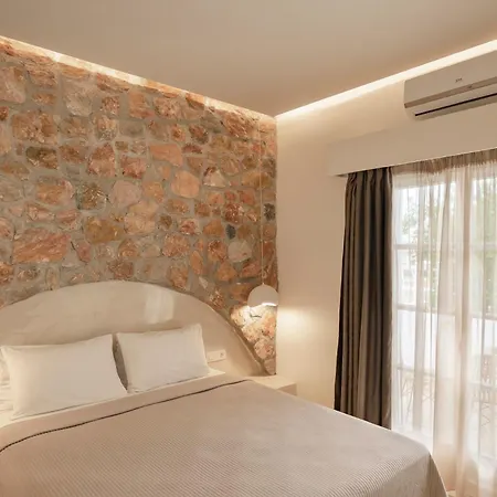 Loukas & Emma Eco Houses-2