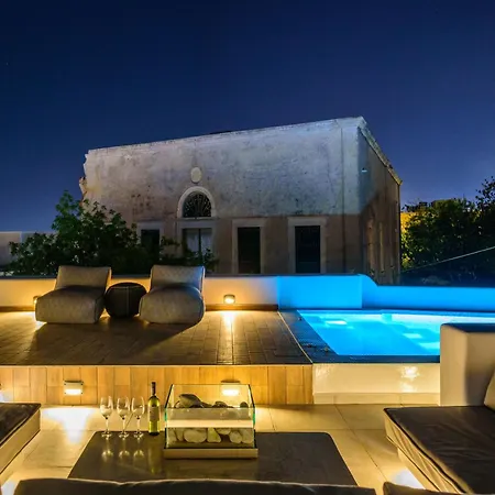 Secret Spot Luxury Villa-3