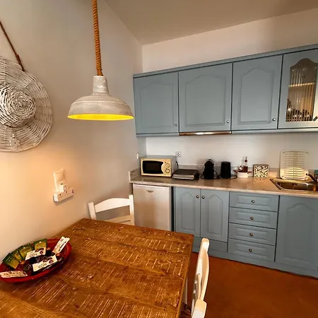 Hara'S Houses-3