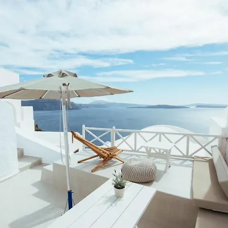 Blu Bianco Cave House-3