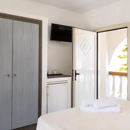 Danae Villa-3