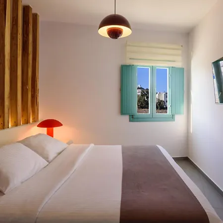 Neptune Luxury Suites-3