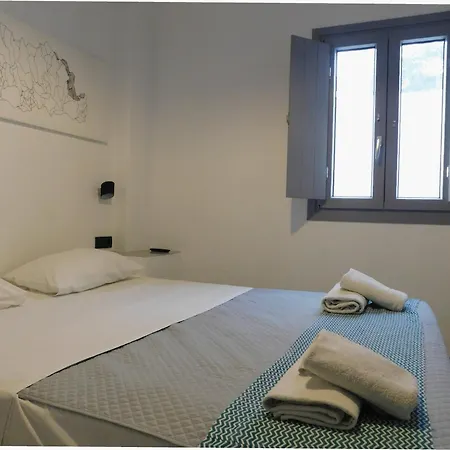 Aegean Studios Perissa-2