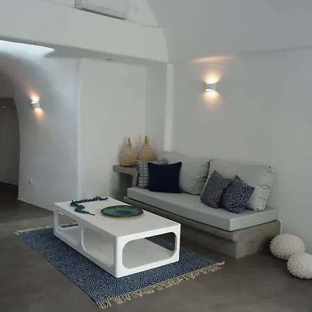 Elysian Santorini-2
