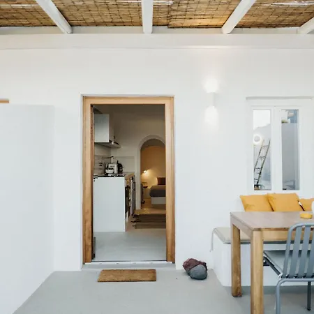 Kalyva Cycladic House - Oia Santorini-2
