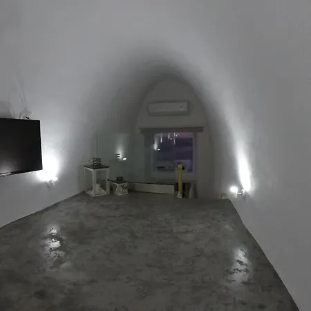 Akron Cliff Suite-2