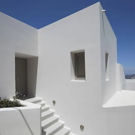 White & Co. La Torre Suites-3