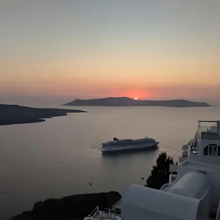 Anemos Fira Caldera View-3