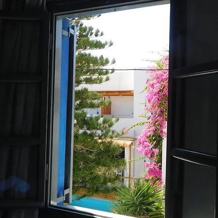 Perissa Art Villa - Kitchen & Washing Machine-3