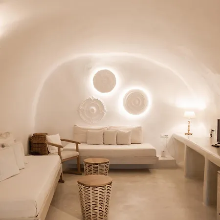 Athina Luxury Suites-3