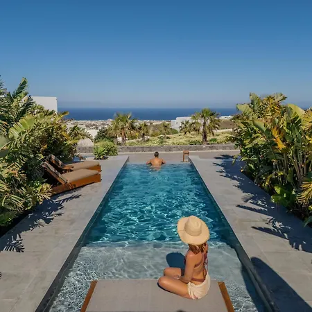Numa Santorini-2