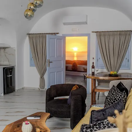 Sun Angelos Oia - Luxury Cave Suites-2
