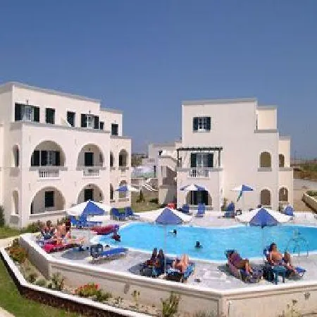 Golden Sun Studios And Apartments-3