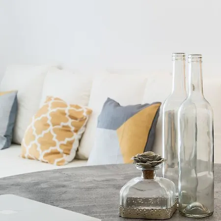 Boutique 88 Fira-3