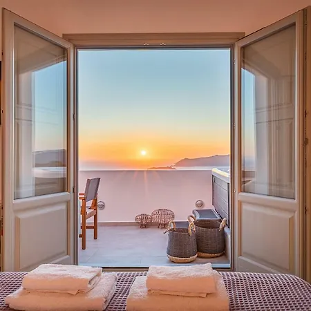 Caldera Stories Private Suites-2