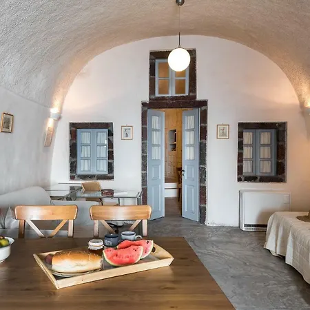 Andreas Cultural Cave House In Imerovigli, Santorini-3