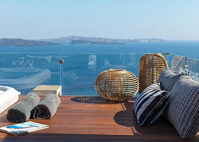 3 Elements By Stylish Stays Oia  che accetta animali