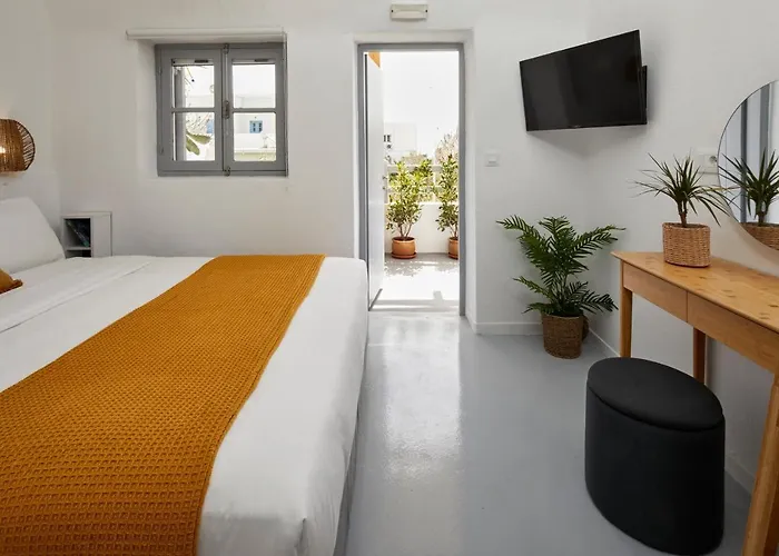 Lamina Guest House Perissa
