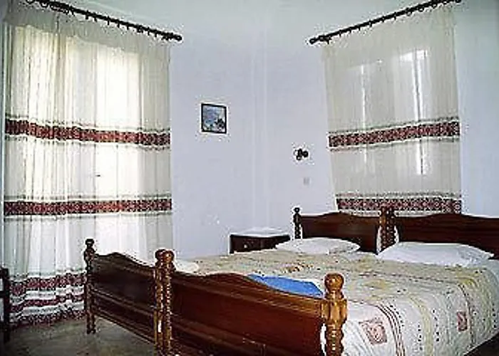 Makis Hotel Kamari 