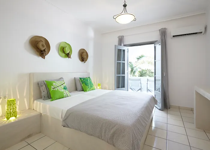 Fenix Hotel Perissa 