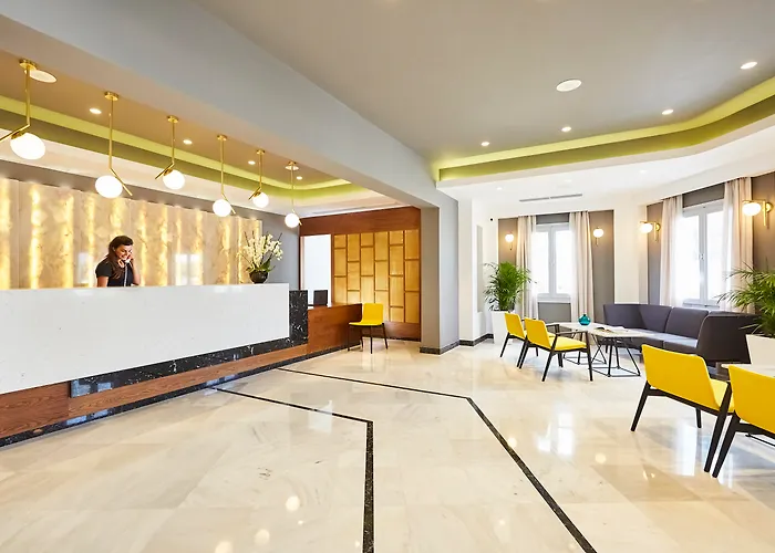 Hotel di lusso a Fira (Santorini)