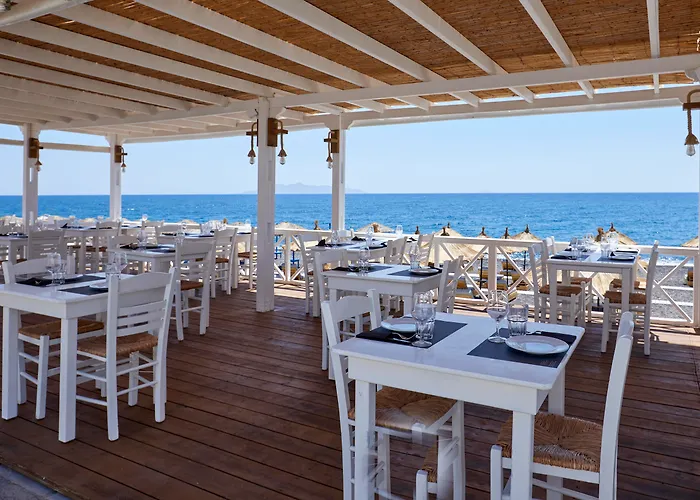 Hotel a 3 stelle a Kamári