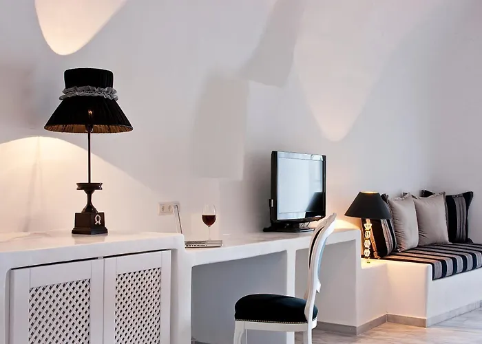 Asteras Villas Fira 