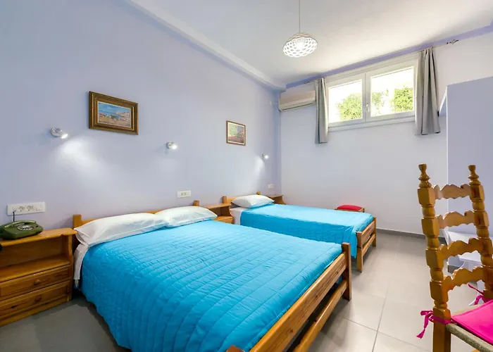 Akis Hotel Kamári che accetta animali