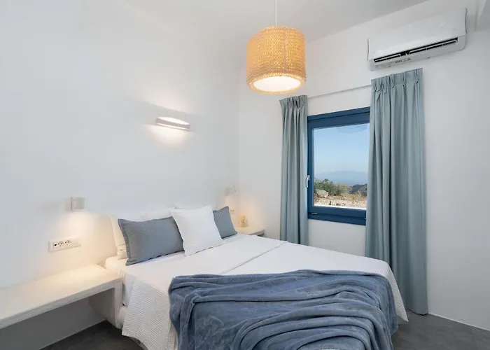 Pet friendly Chrisofilida Villa Imerovigli 