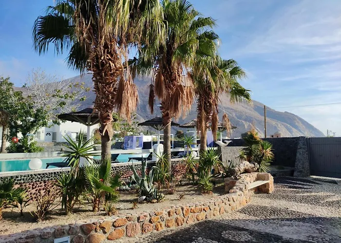 Pet friendly V Angelo Rooms Perissa 