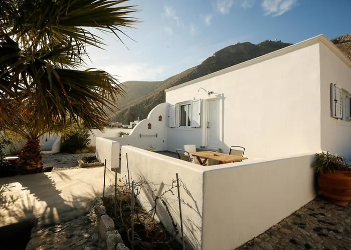 Pet friendly Thera Cycladic House At Perissa , Santorini By Mps