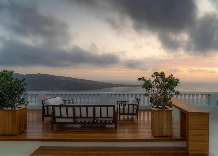 Villa Oia Mansion
