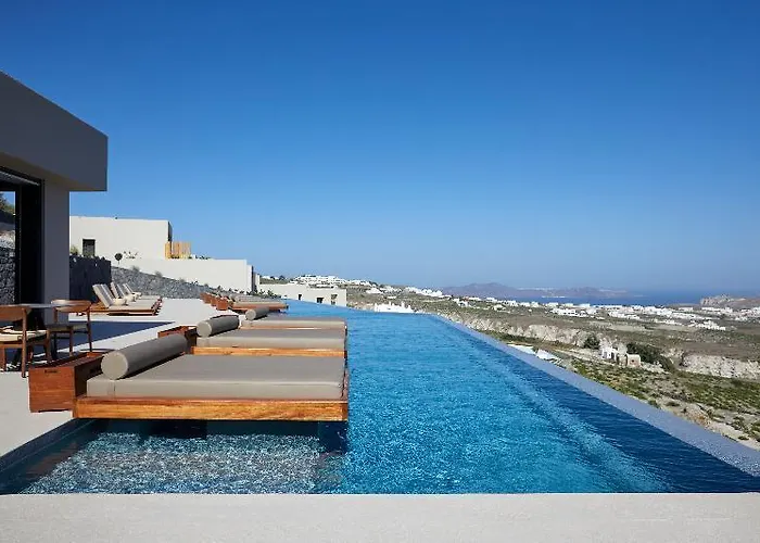 North Santorini - A Luxury Spa Hotel Pyrgos Kallistis