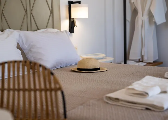 Santorini Hillside Suites & Villas Pyrgos Kallistis