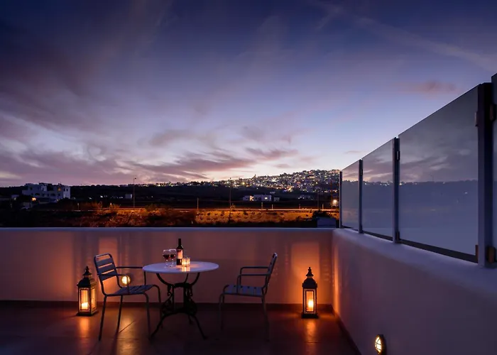 Fira (Santorini) Family Vacation Rentals