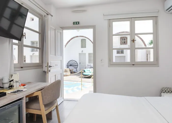 Hotel The Museum Project Oia