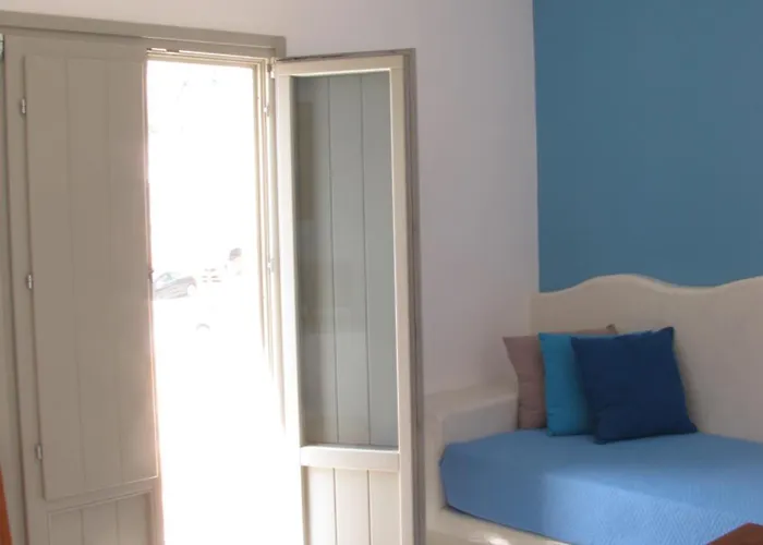 Sail Inn Studios & Apartments Kamari 