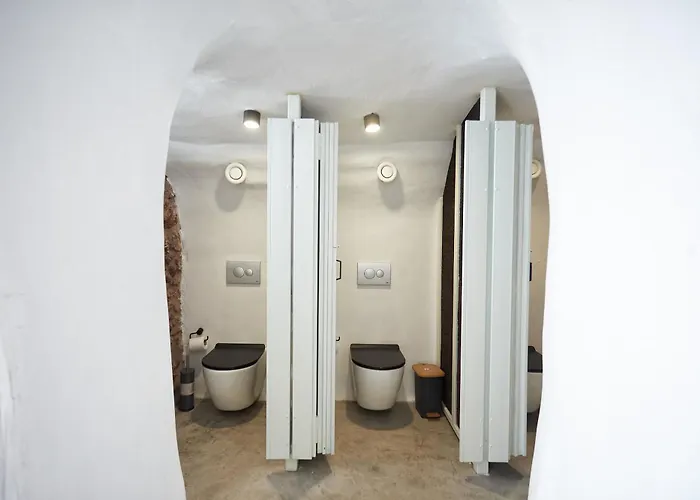 Hostel 16 Oia