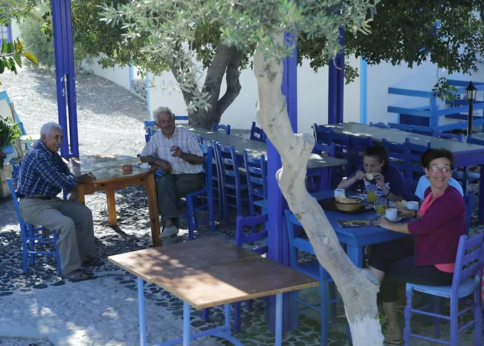 Resort di Perissa (Santorini)