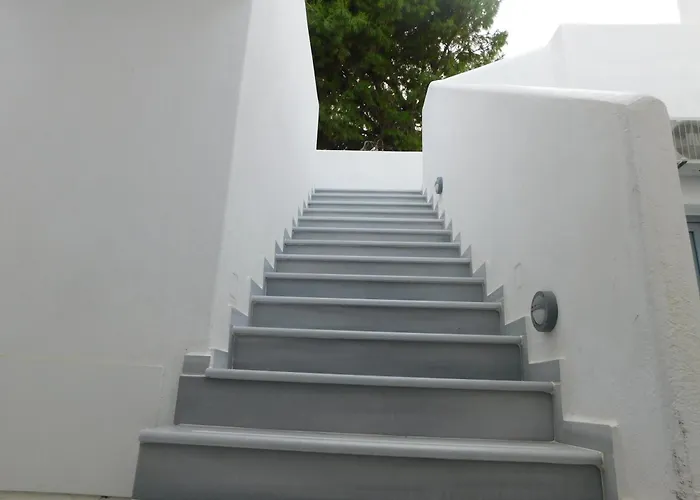 Perissa Centralic Rooms