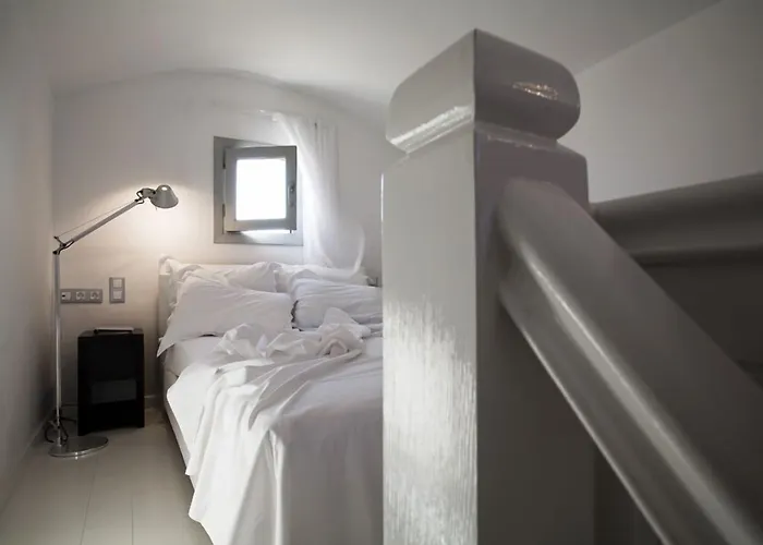 Hotels nahe Caldera von Santorin