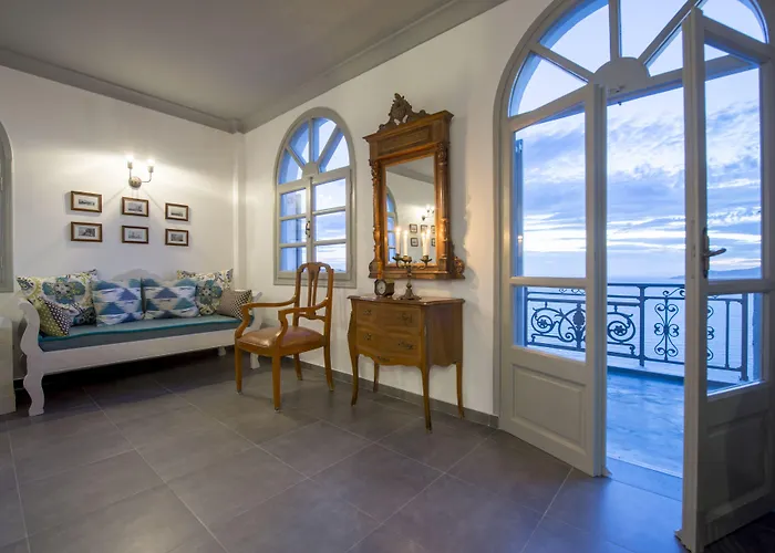 Caldera'S Dolphin Suites Megalochori 