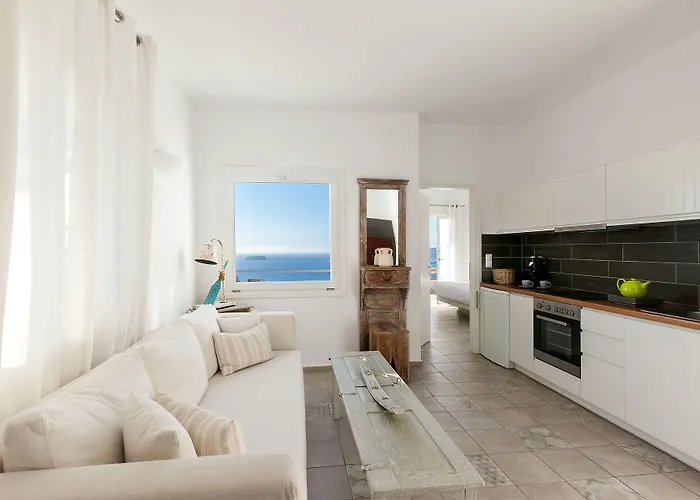 Grand View - Megalochori Santorini Aparthotel