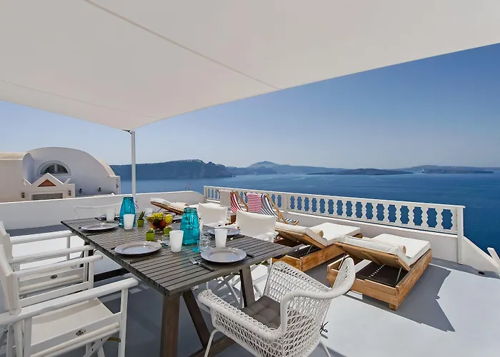Pet friendly Villa Calliope Aegean Views Oia 