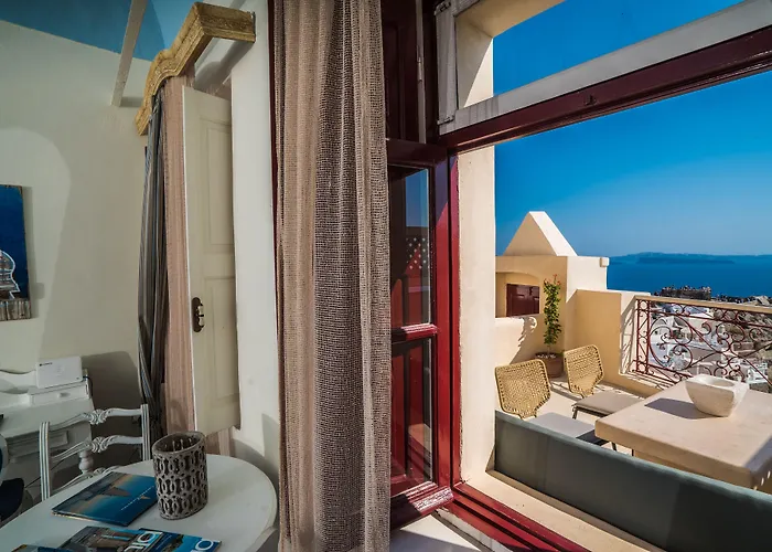 Poseidon Mansion Sunset Villa Oia  with Pool