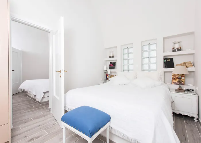 Villa Iokasti Fira 